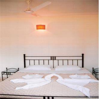 Blue Beach Resort Baga, Goa 2